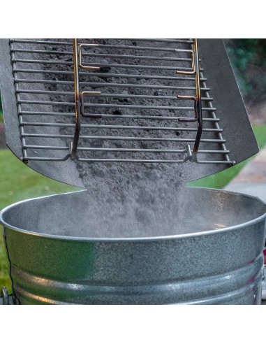 Char-Griller Wrangler Charcoal Barrel Grill