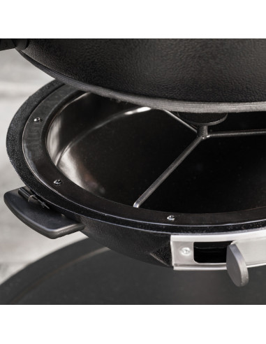 Char-Griller Akorn* Kamado Grill